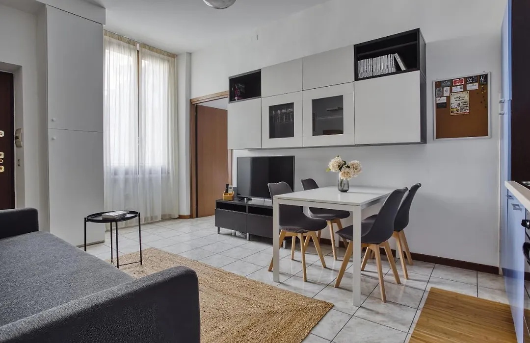 Hostmate - Milano - Lomellina - Citta Studi-1